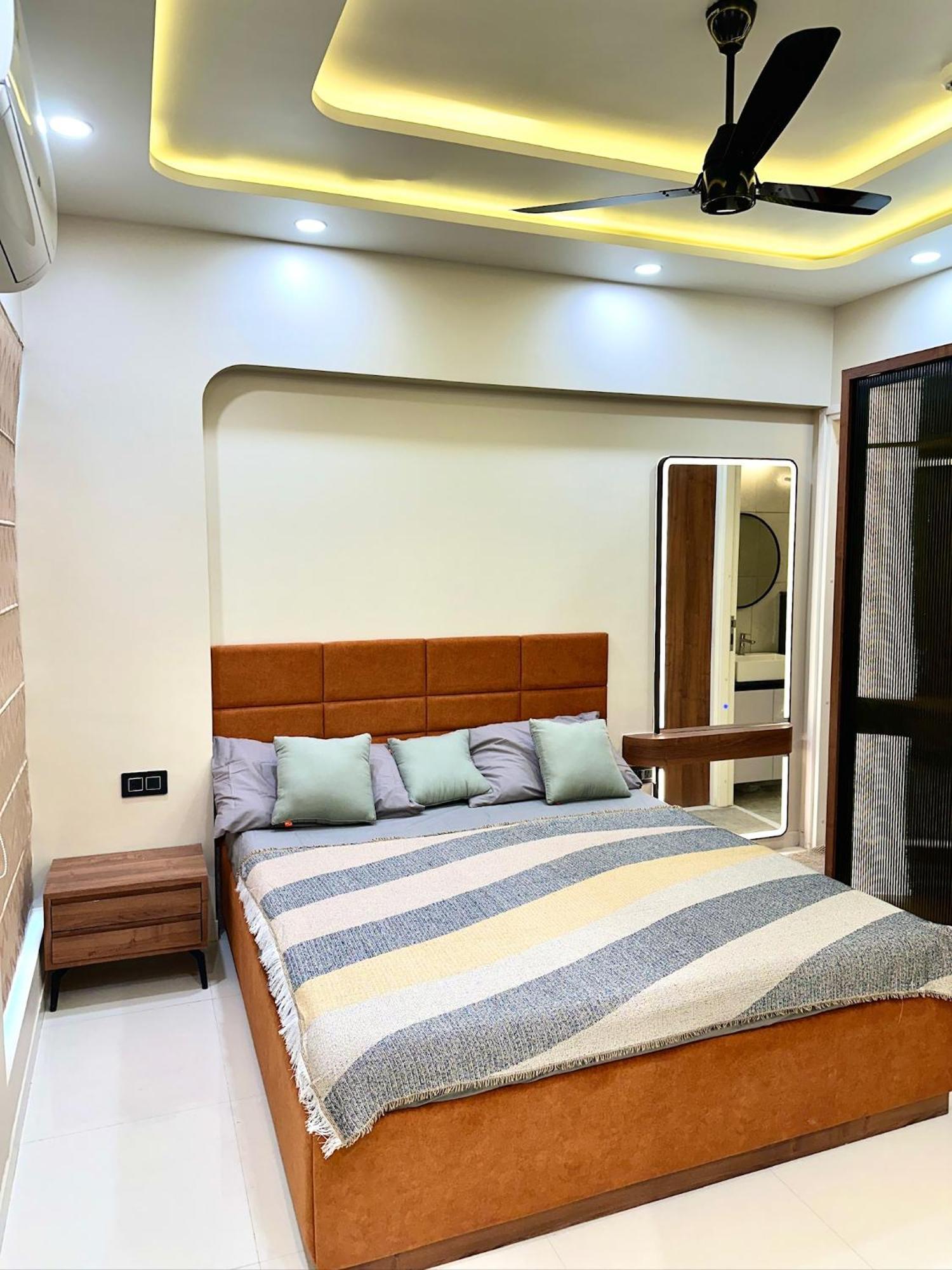 Peacock Palace 2Bhk Modern Ac Flat In Baner Pune Esterno foto